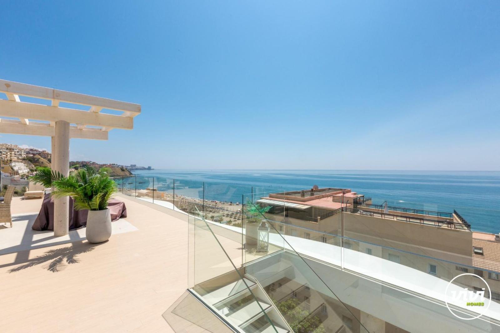Vivi Homes - Kenzo Pool, Terrace & Sea View Appartement *